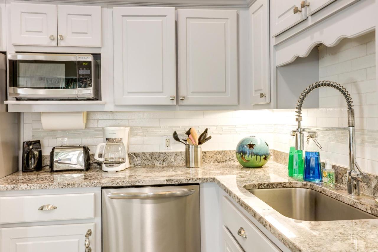 Pet-Friendly Jekyll Island Abode - Walk To Beach! المظهر الخارجي الصورة